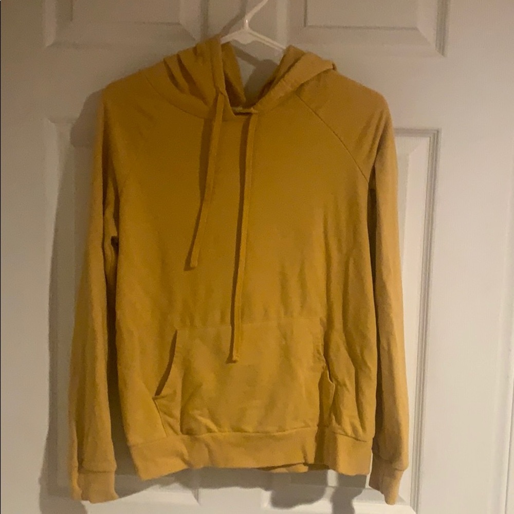 Yellow sweatshirt